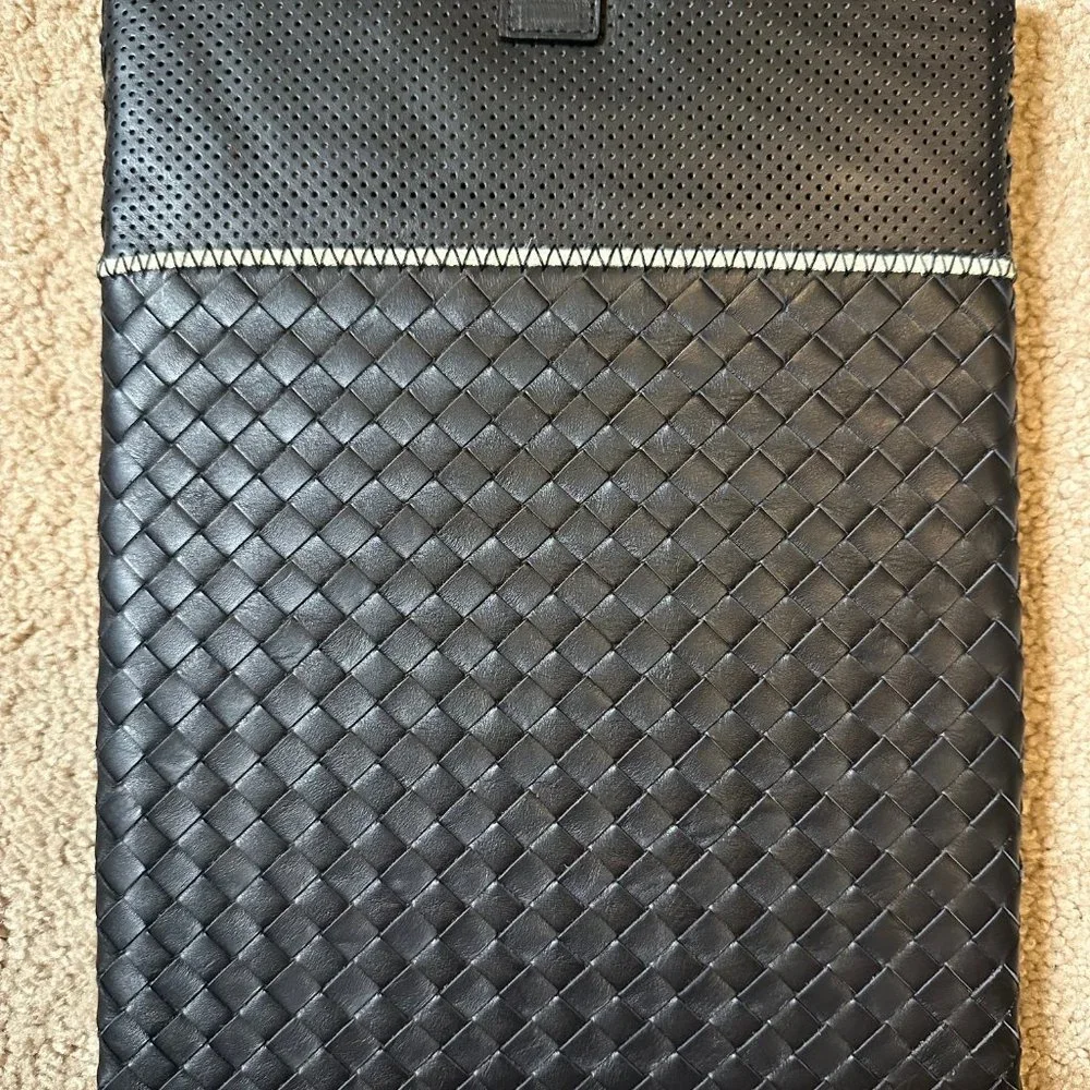 BOTTEGA VENETA Black Leather Woven iPad Tablet Case/Sleeve Made in Italy NEW
